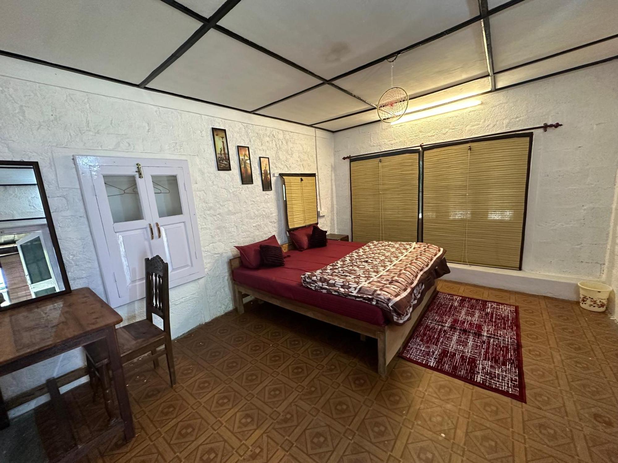 Hostel Dreamwoods A Travellers Farm Dharamshala Exterior foto